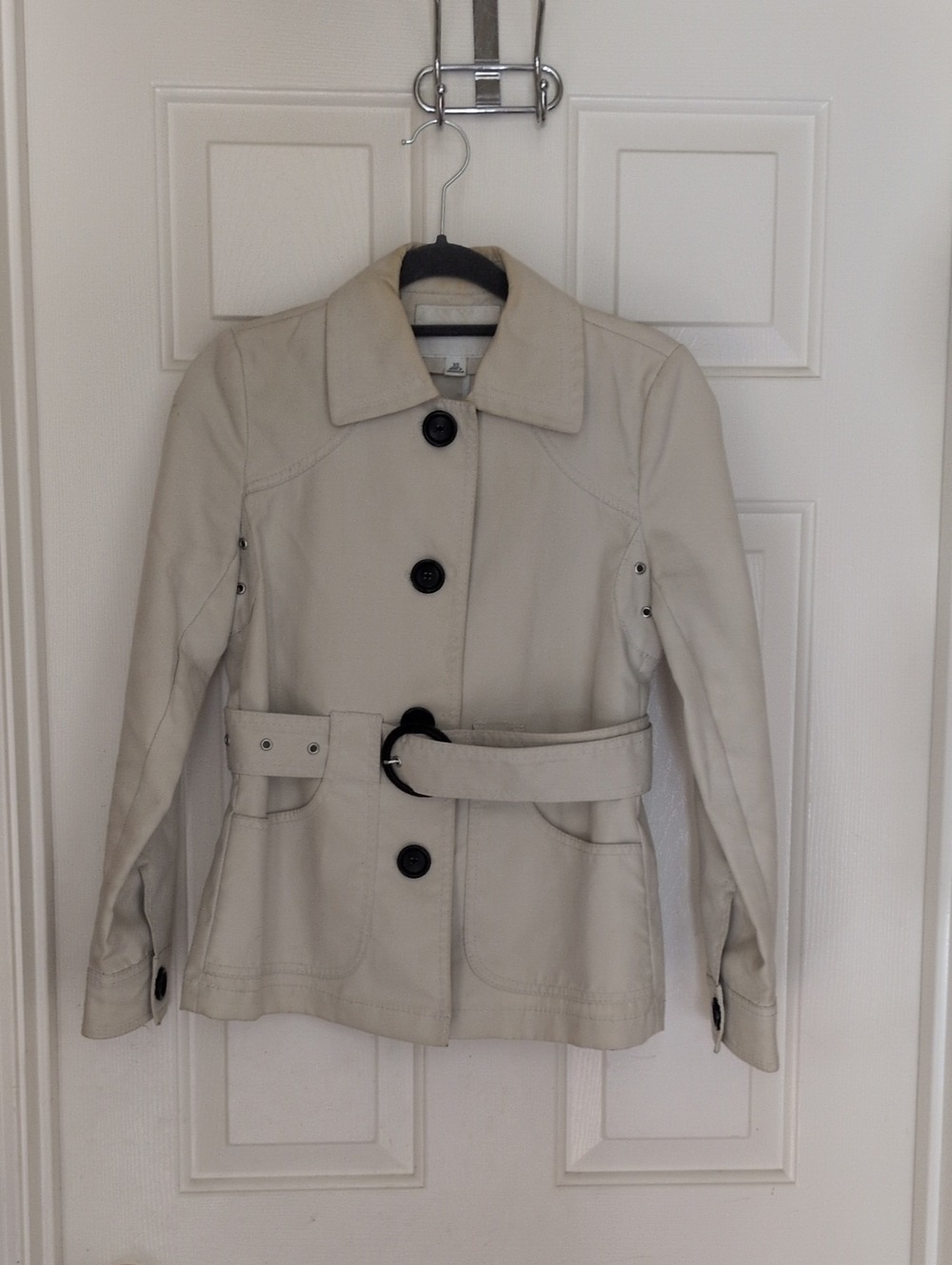 Banana Republic Cream Belted Trench Jacket